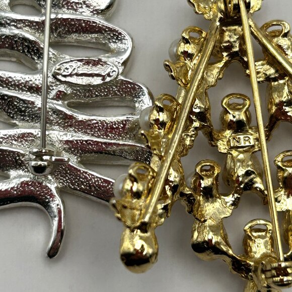 Vintage Christmas Brooch Lot Danecraft & NR Signed Reindeer, Trees, Wreath - Picture 3 of 10